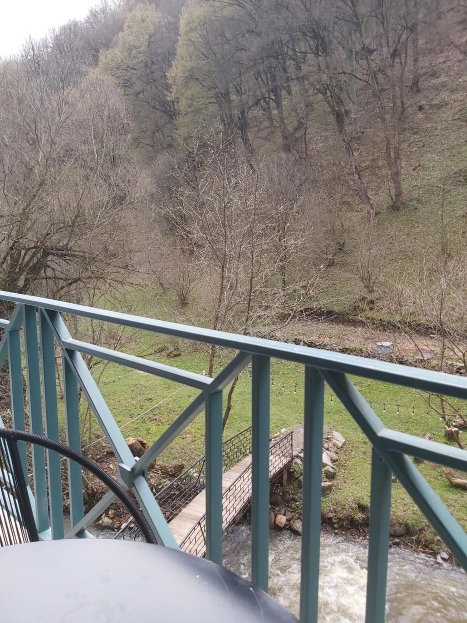 Valley Park Dilidzjan Buitenkant foto